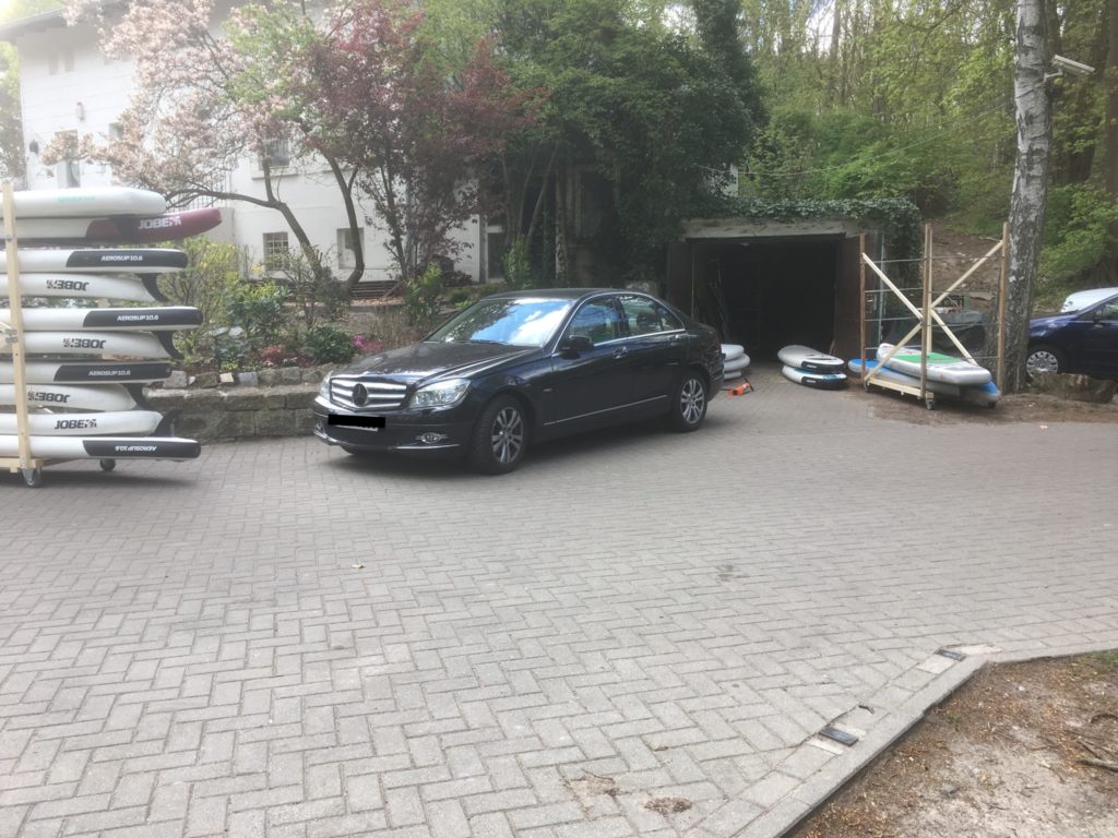 Schlachtensee parken Fischerhuette Garage SUP